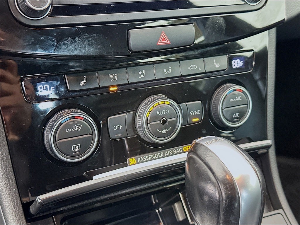 2017 Volkswagen CC R-Line 2.0T Executive w/Carbon