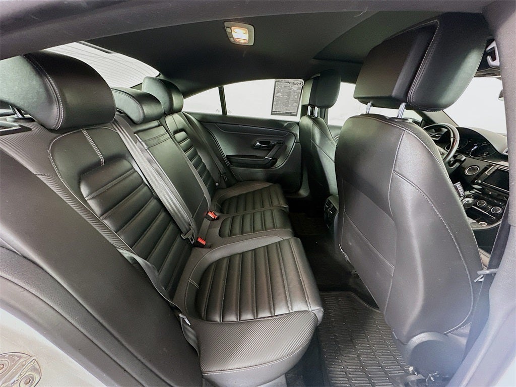 2017 Volkswagen CC R-Line 2.0T Executive w/Carbon