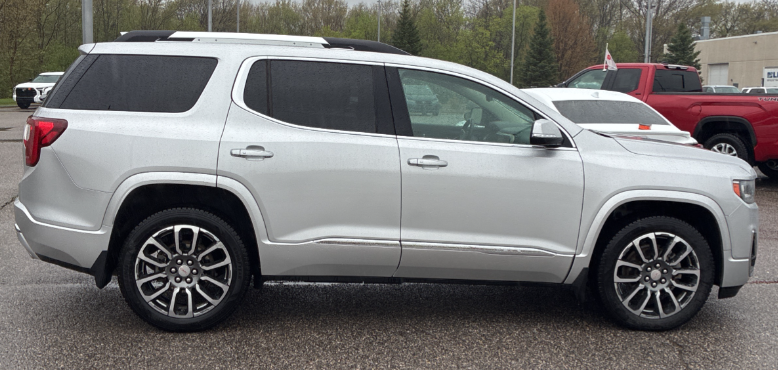 2020 GMC Acadia Denali
