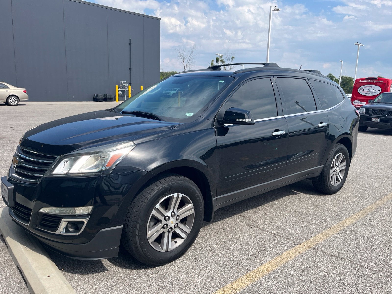 2017 Chevrolet Traverse 2LT 2LT