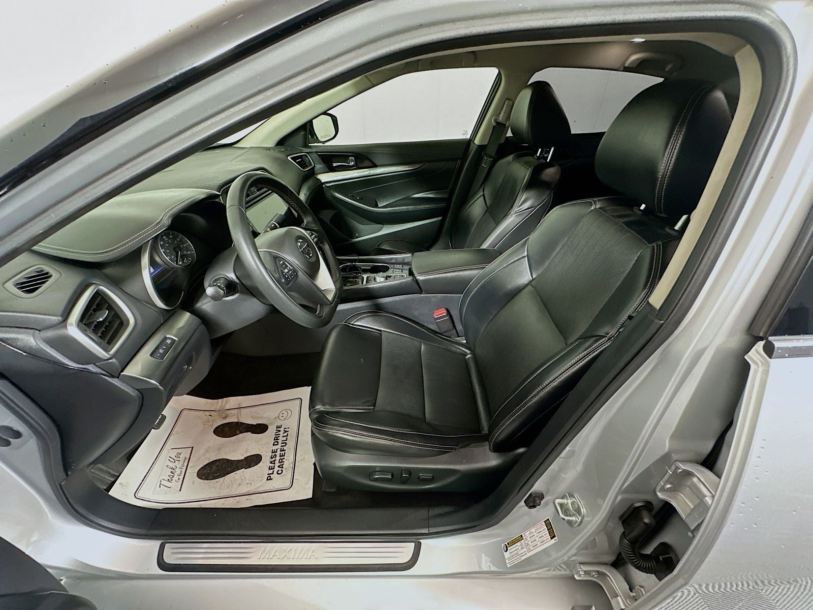 2022 Nissan Maxima SV