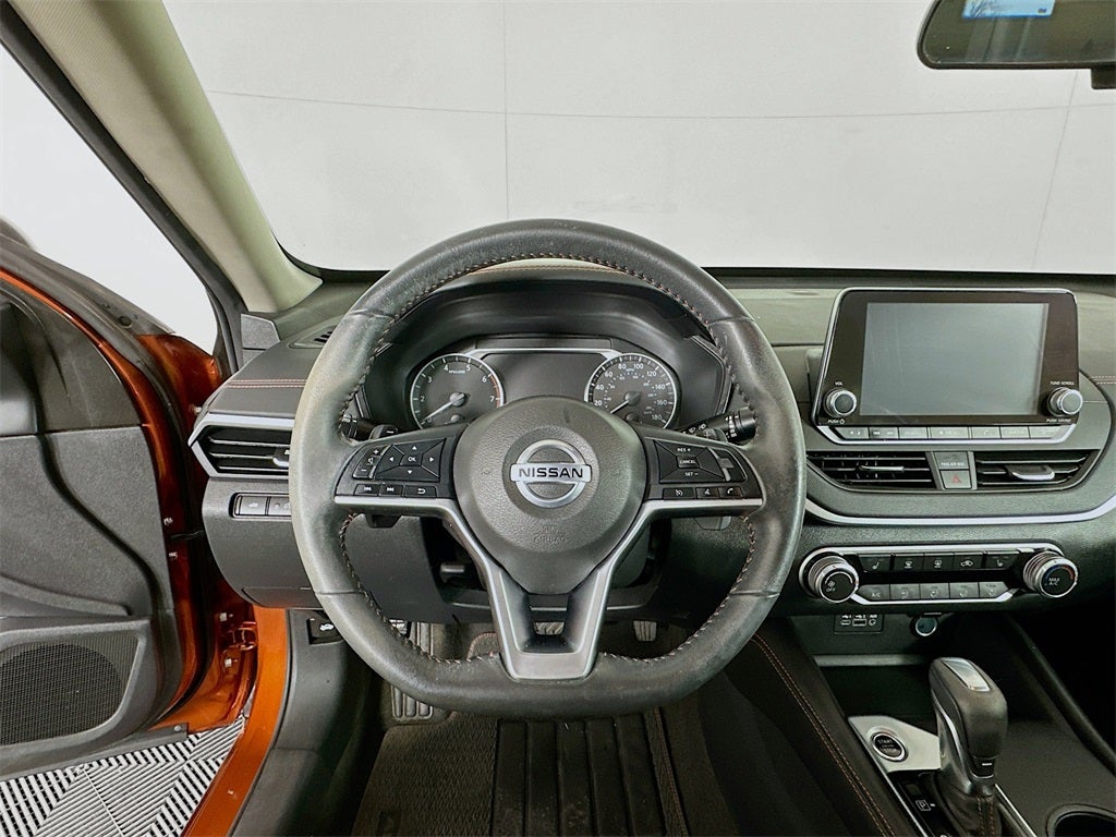 2022 Nissan Altima 2.0 SR