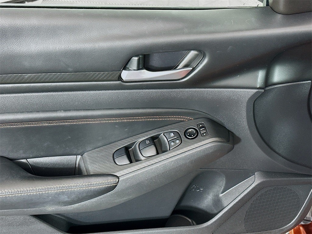 2022 Nissan Altima 2.0 SR