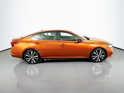 2022 Nissan Altima 2.0 SR