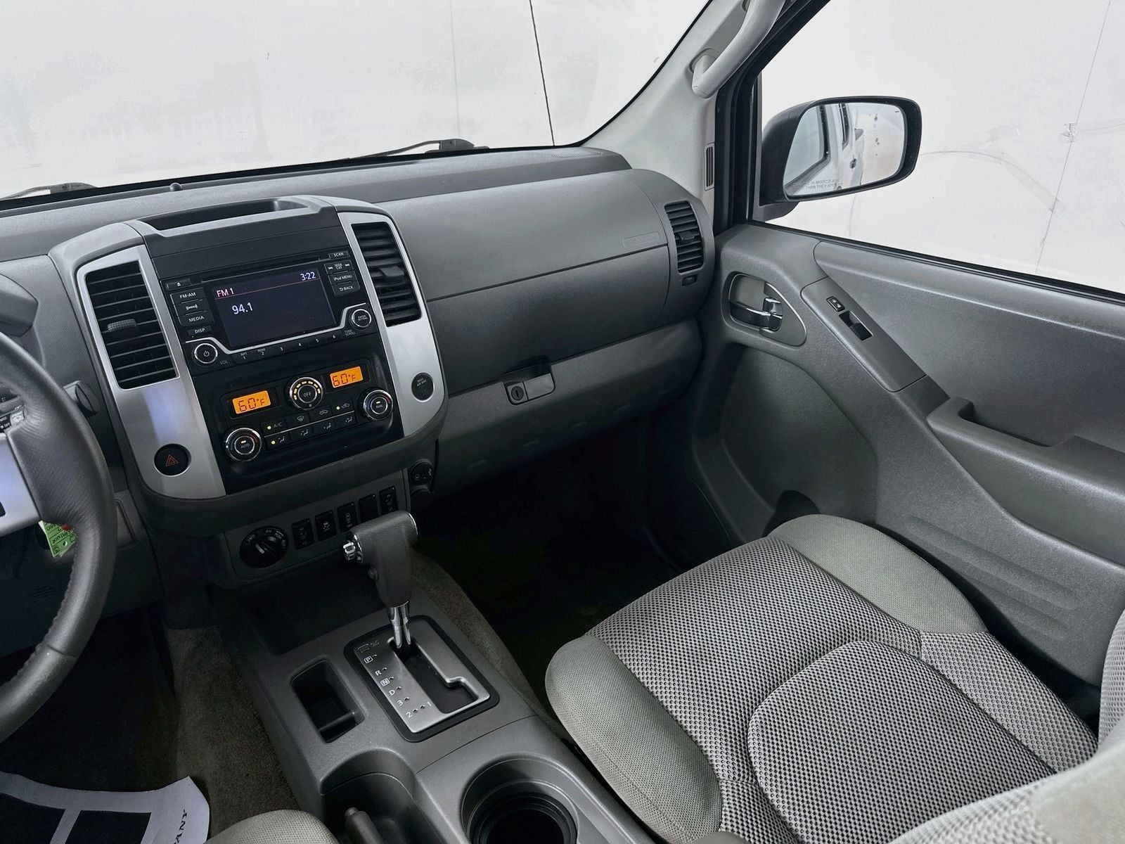 2017 Nissan Frontier SV