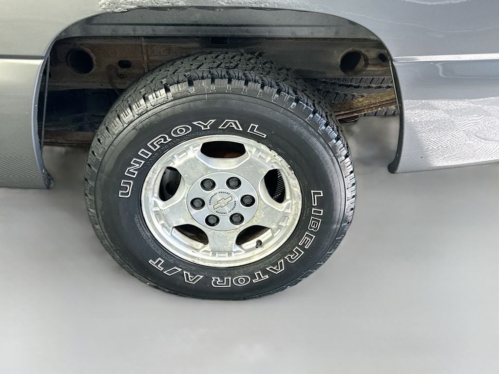 2000 Chevrolet Silverado 1500 LS