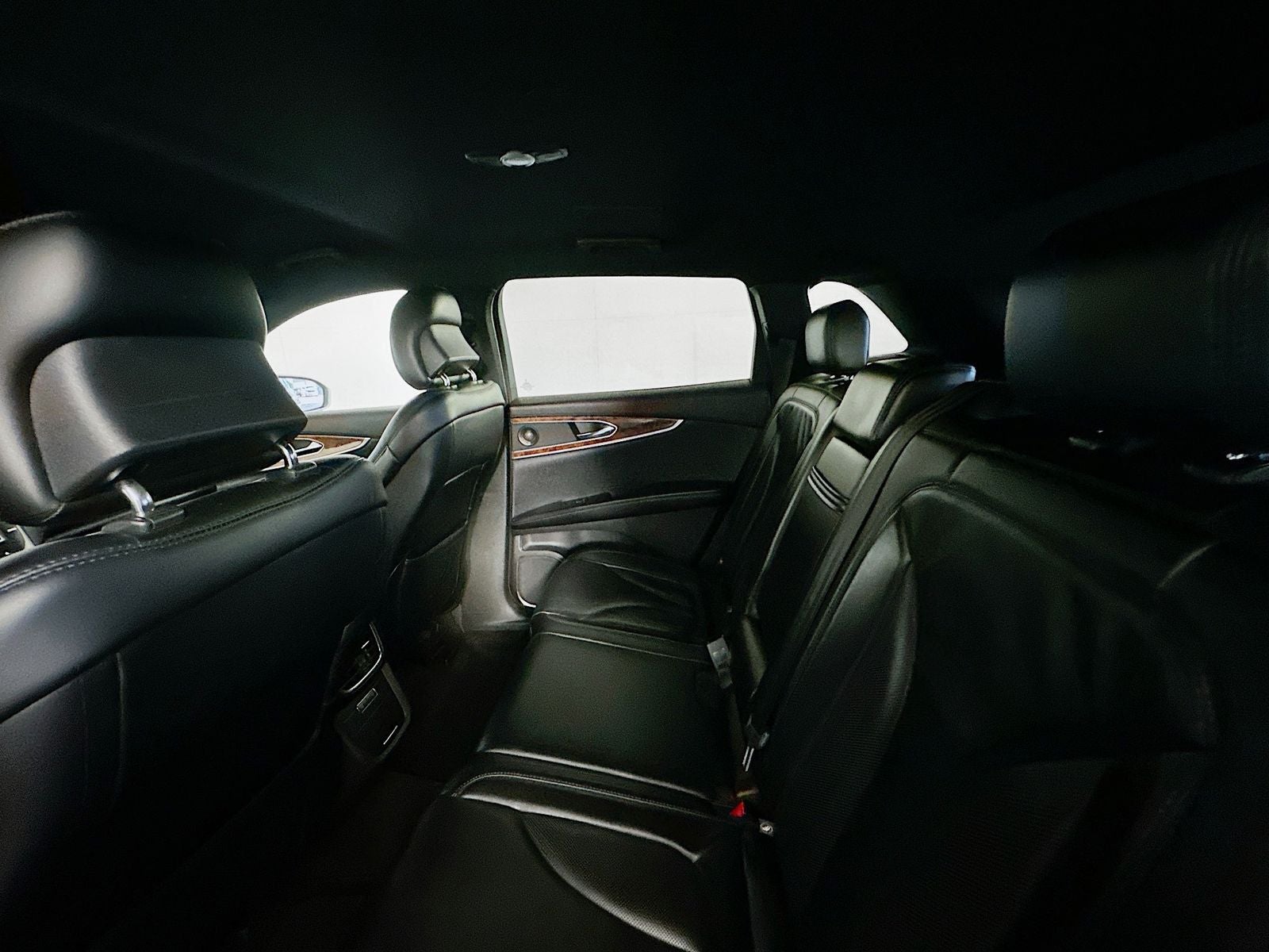 2019 Lincoln Nautilus Select