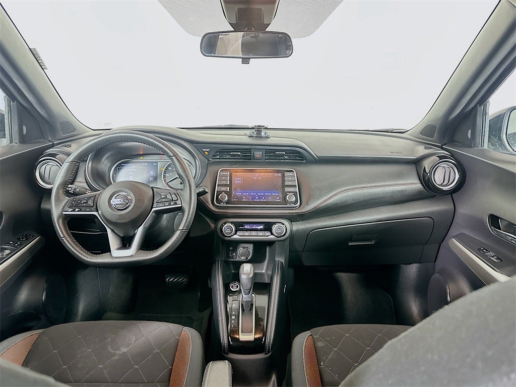 2020 Nissan Kicks SR