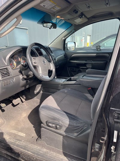 2011 Nissan Armada SV