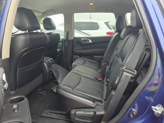 2020 Nissan Pathfinder SL