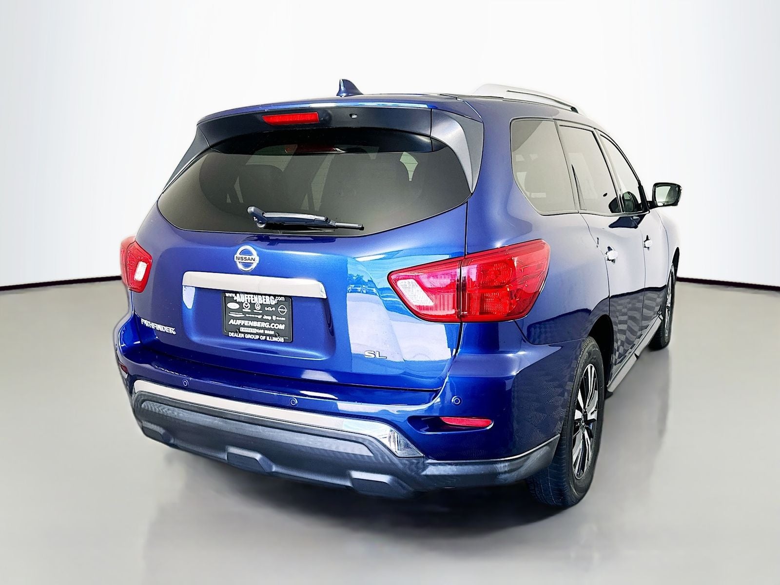 2020 Nissan Pathfinder SL