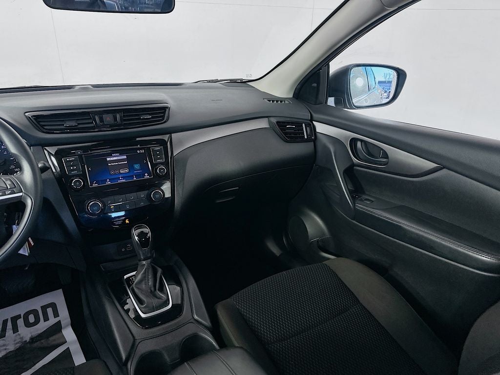 2022 Nissan Rogue Sport S