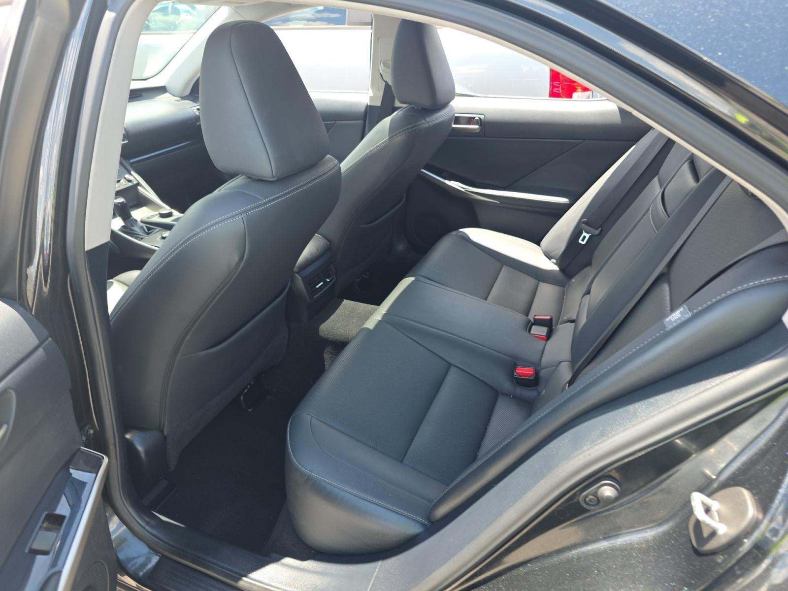 2019 Lexus IS 300