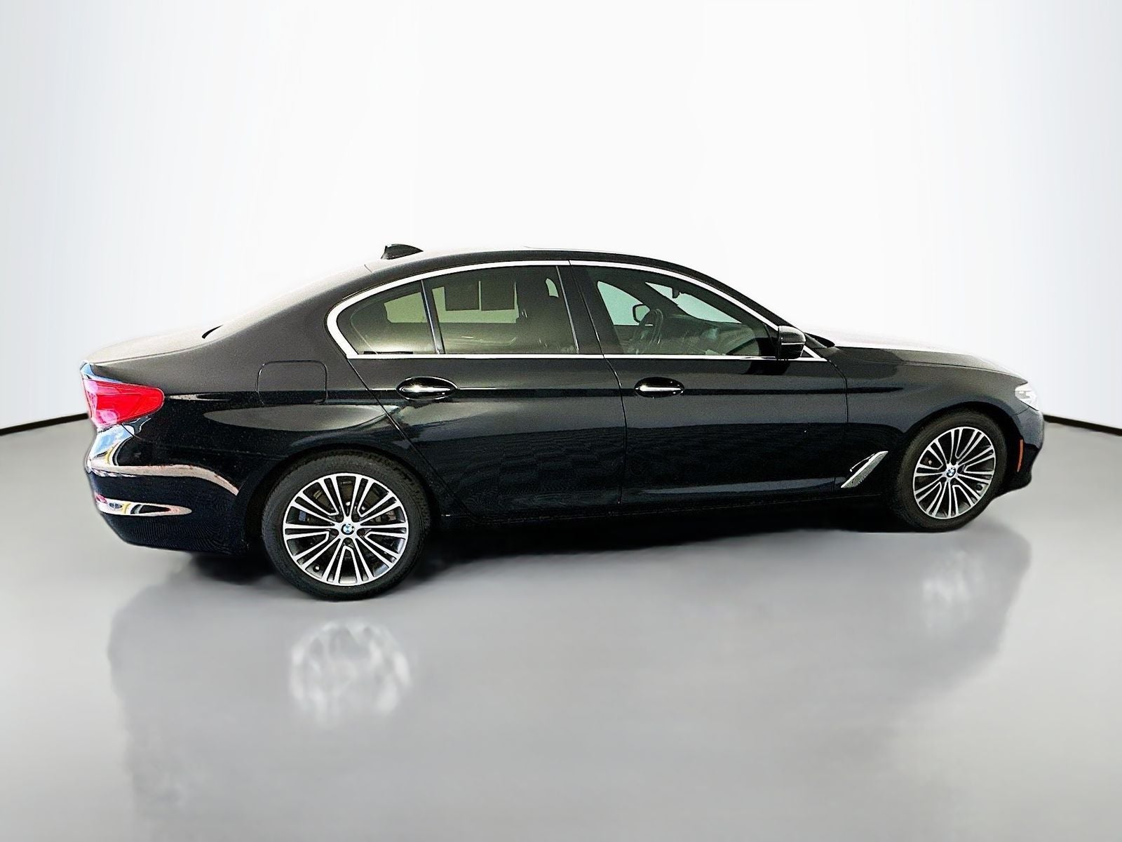 2018 BMW 5 Series 530i